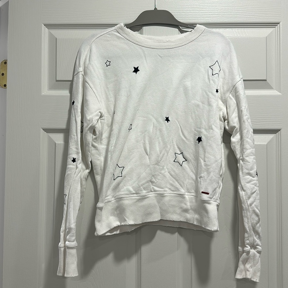 n:Philanthropy Star Sweatshirt Size Small